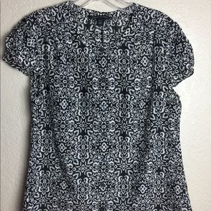 Bananna Republic short sleeve flower print top